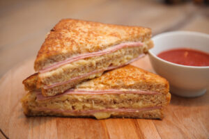 Masala-cheese-toast-sandwich